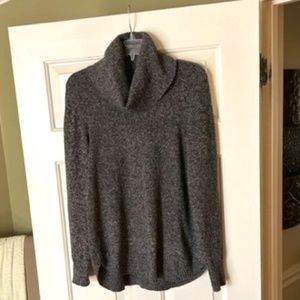 Women's cowl neck long sleeve tunic sweater